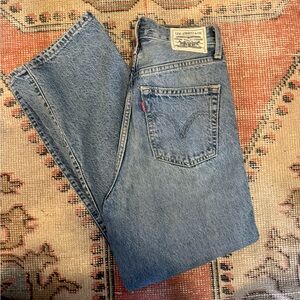 Levi’s RIBCAGE STRAIGHT ANKLE JEAN | White Label Sustainability Line | Size 26